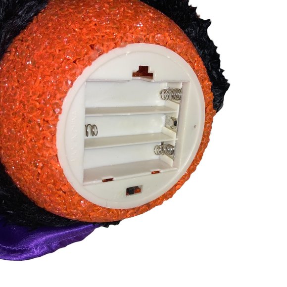 Light-up Halloween  Table top Pumpkin Man - Picture 7 of 10